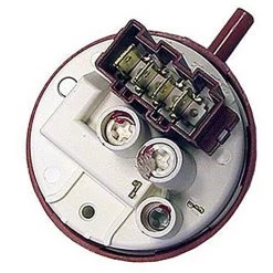 PRESSOSTAT 1 N. 76-50 + ANTIDEB.310 POUR LAVE LINGE SCHOLTES - C00110332 -SCHOLTES Soldes 13353658 2